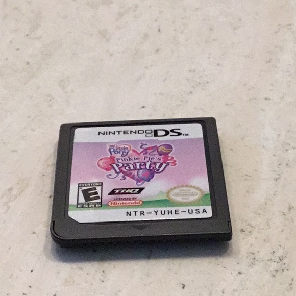 My Little Pony Pinkie Pie’s Party Nintendo DS Game - Picture 3 of 12